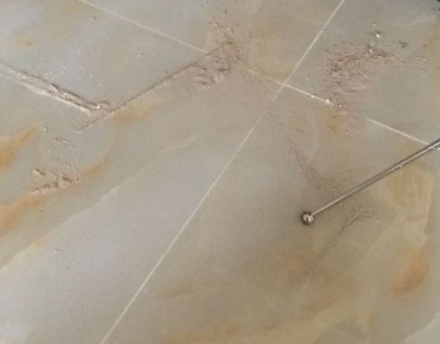 乌兰察布瓷砖空鼓维修公司分享粘合剂选择不当在瓷砖铺贴过程中可能导致以下问题